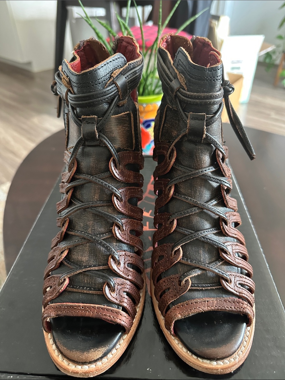 Freebird by Steven Wazee Cognac Leather Sandal Size 8 EUC
